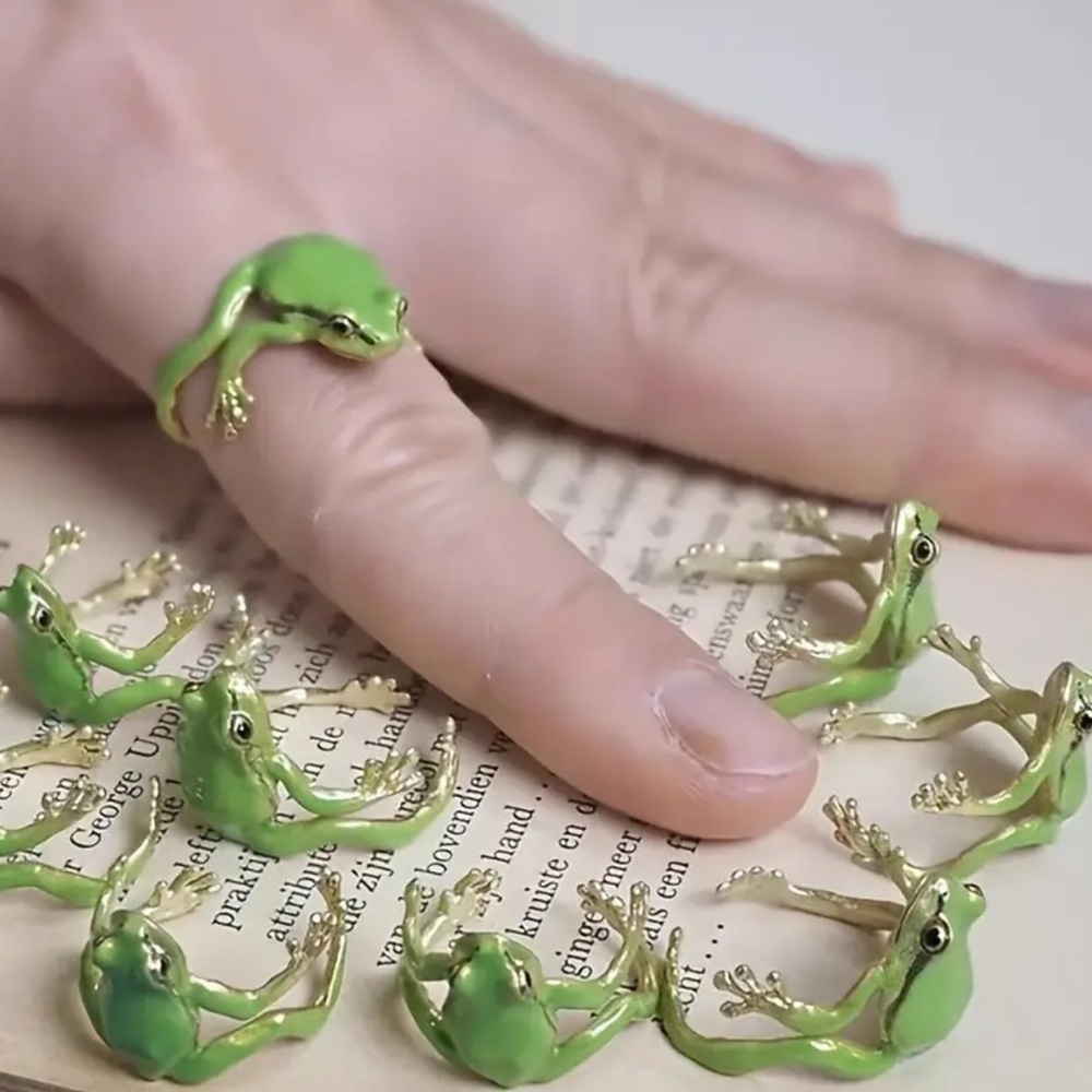 Green Frog Ring adjustable